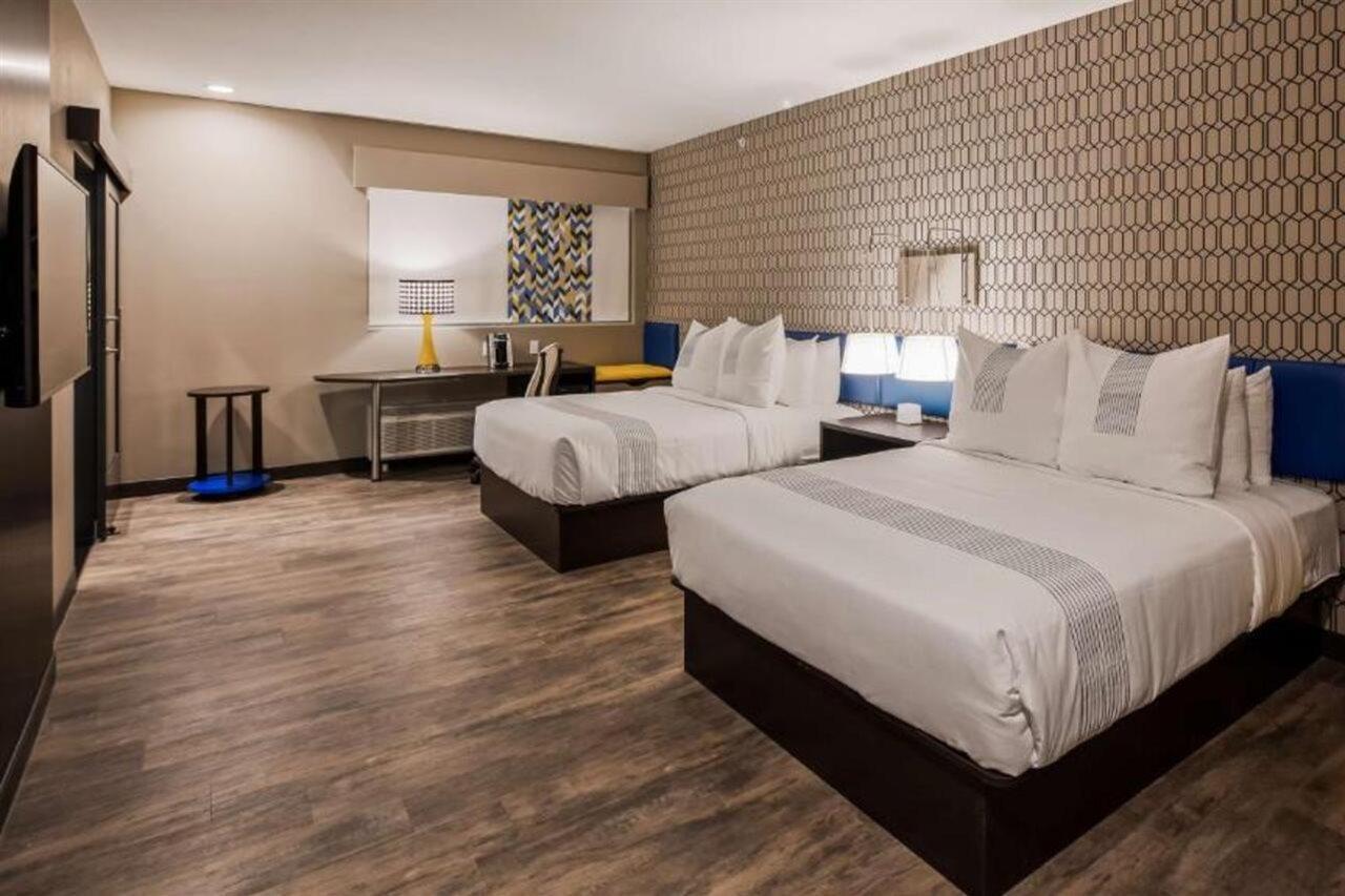 Glo Best Western Tulsa-Catoosa East Route 66 Eksteriør billede
