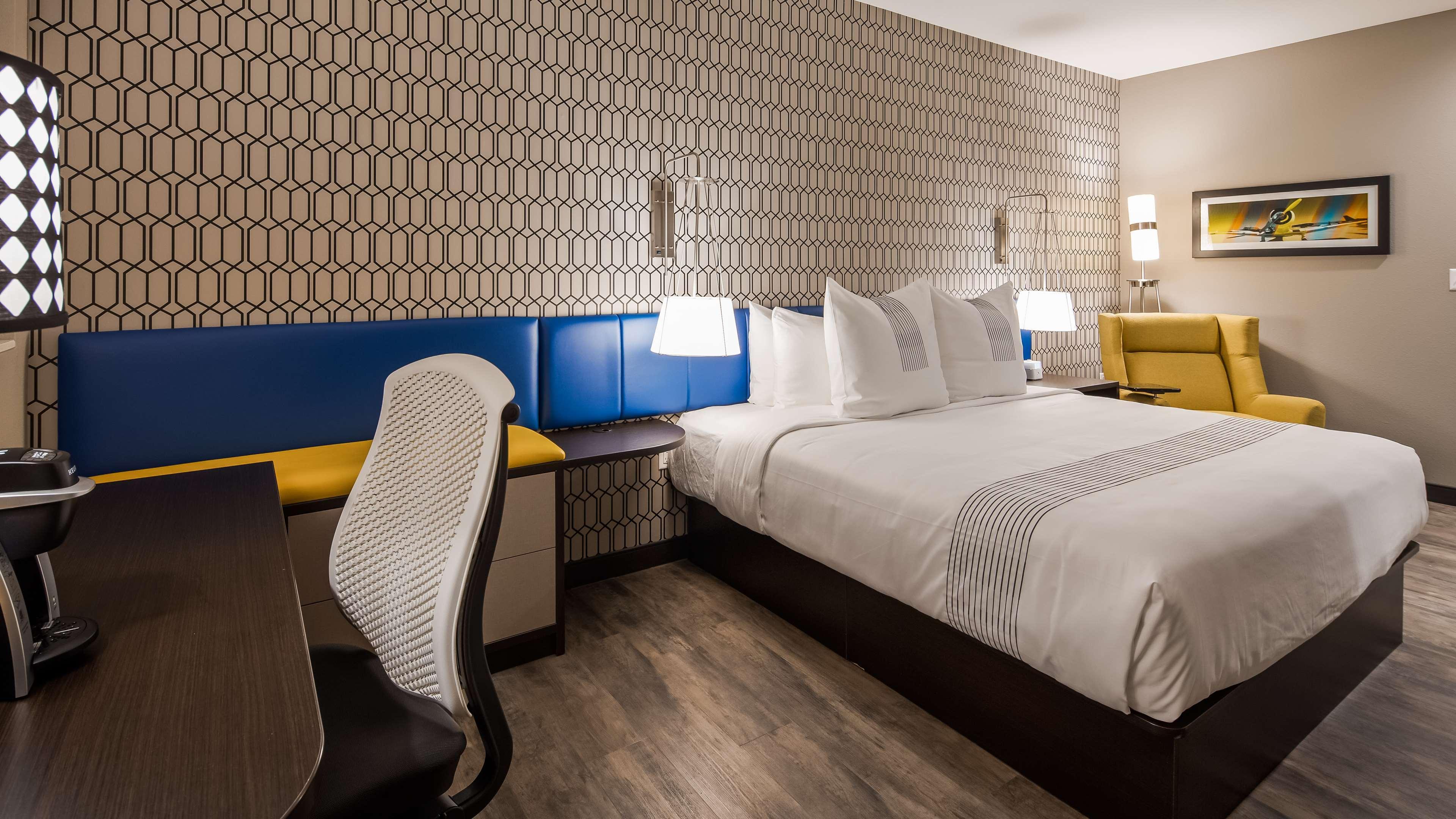 Glo Best Western Tulsa-Catoosa East Route 66 Eksteriør billede