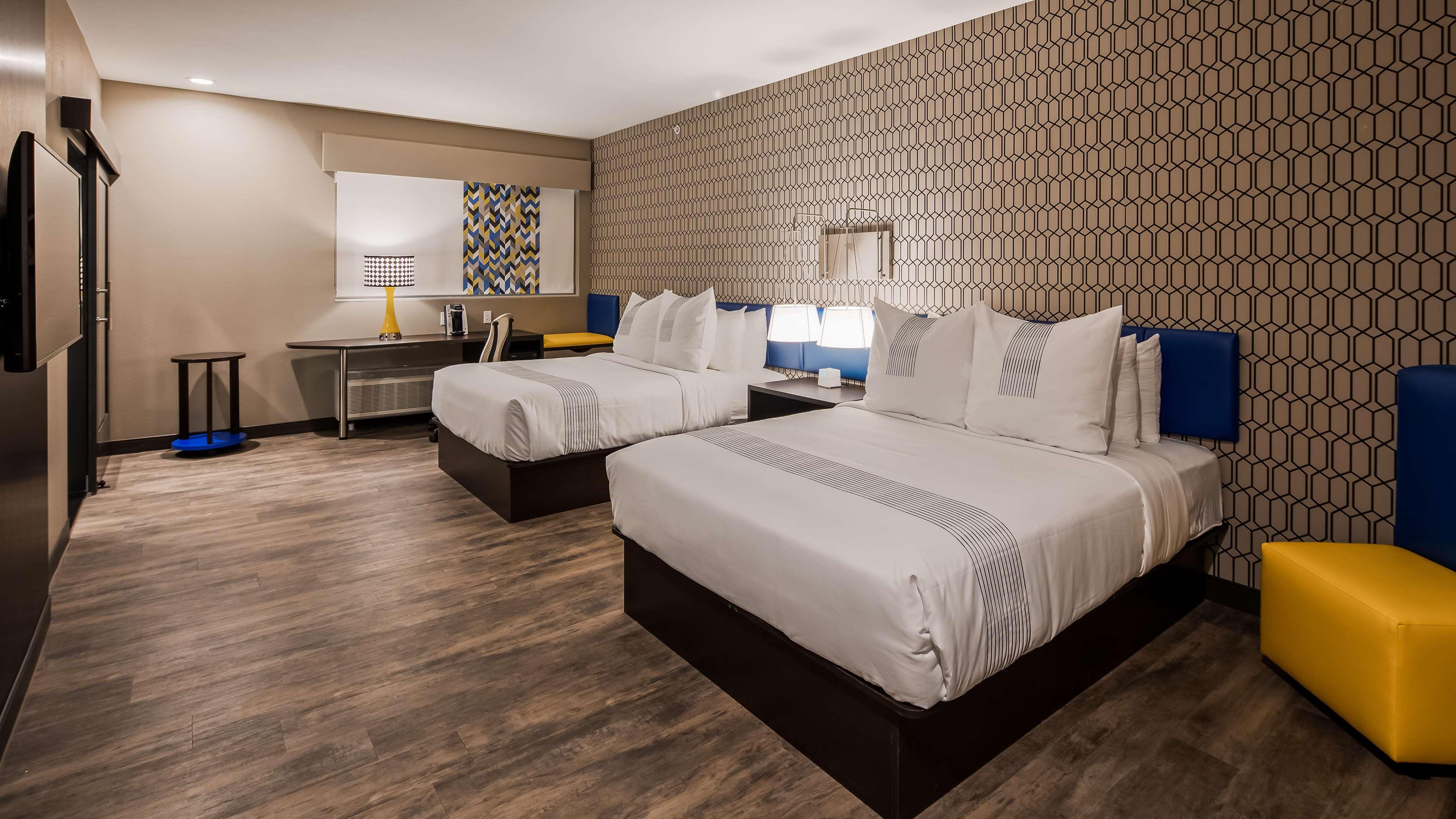 Glo Best Western Tulsa-Catoosa East Route 66 Eksteriør billede
