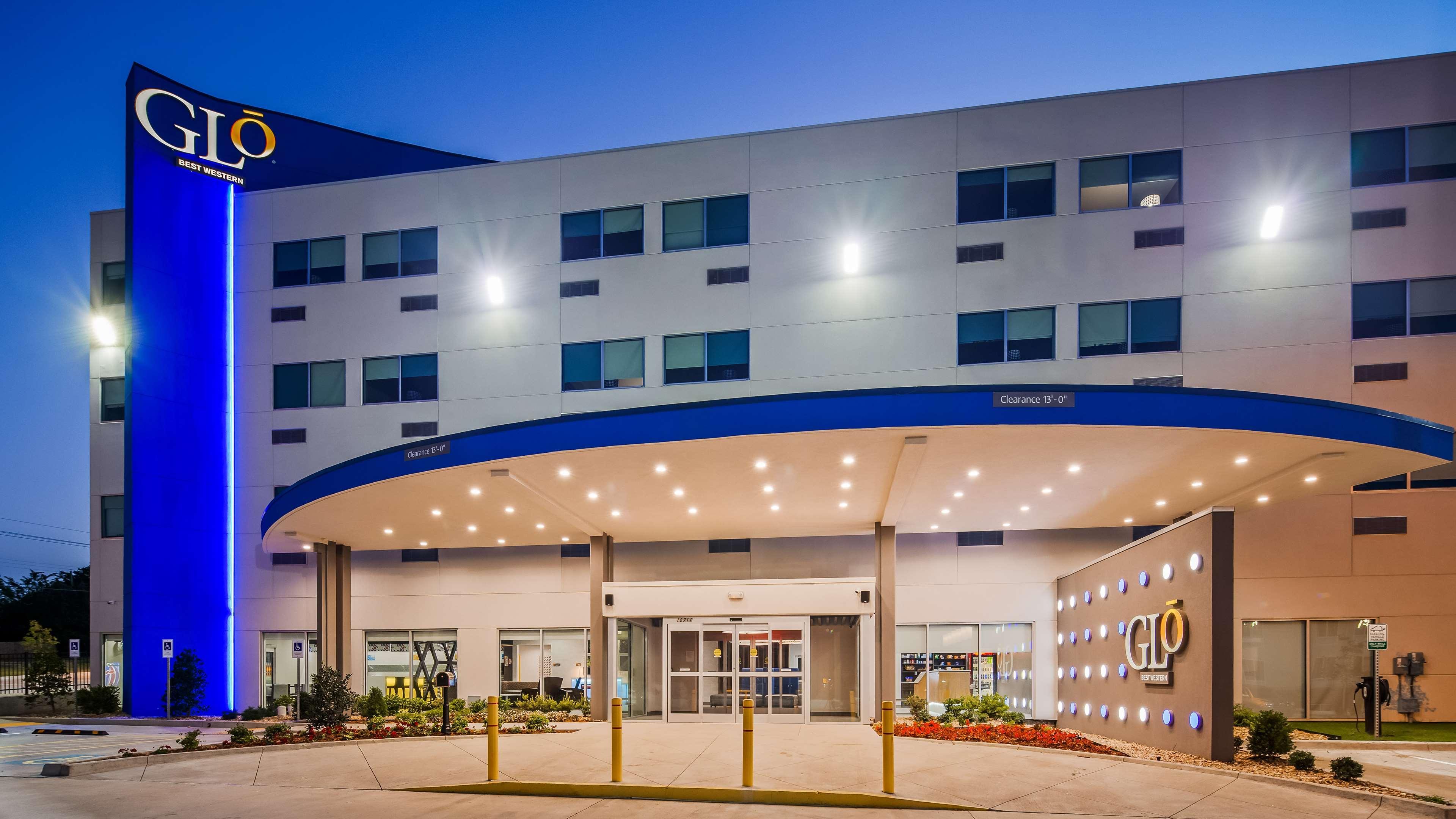 Glo Best Western Tulsa-Catoosa East Route 66 Eksteriør billede