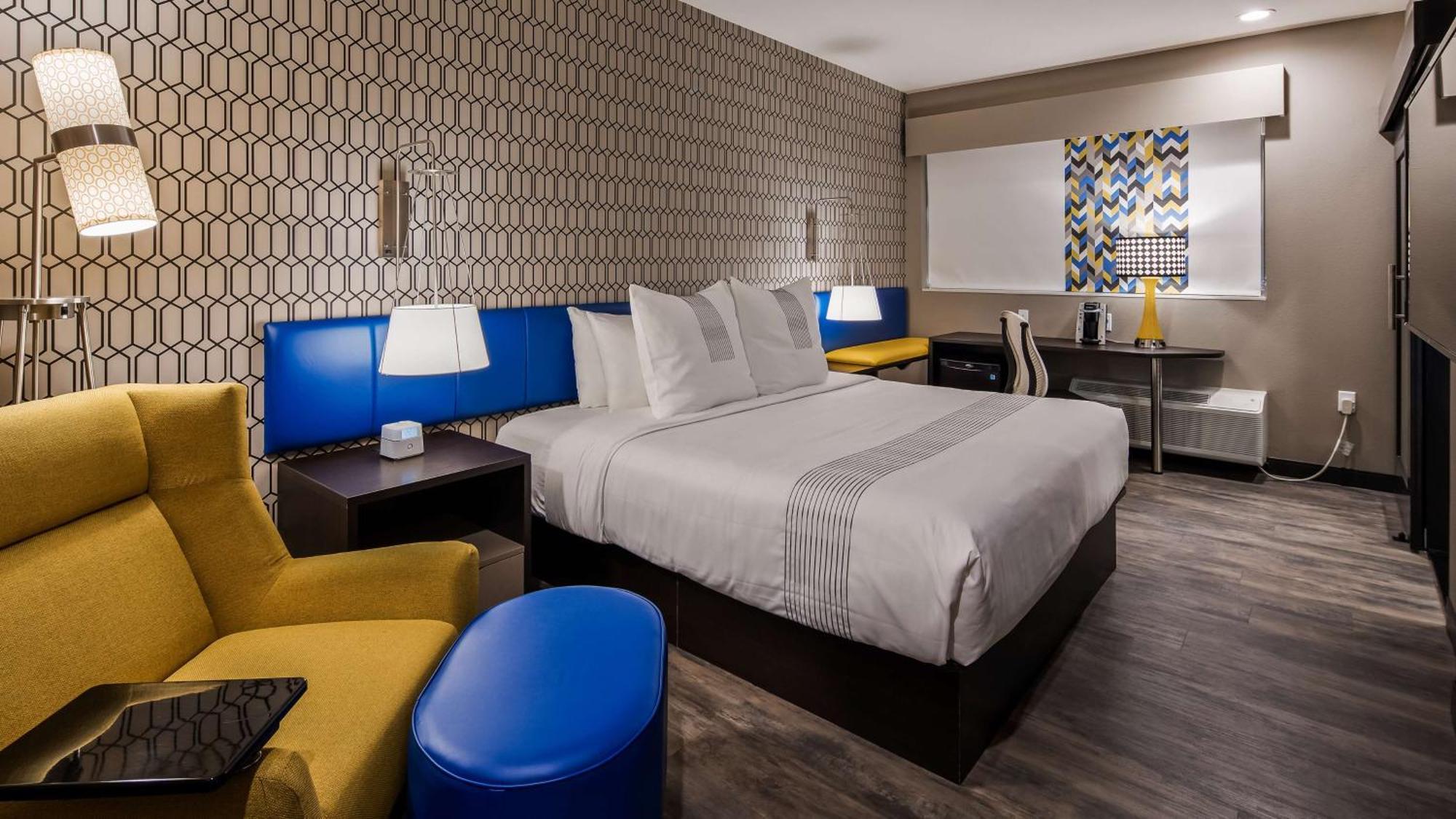 Glo Best Western Tulsa-Catoosa East Route 66 Eksteriør billede